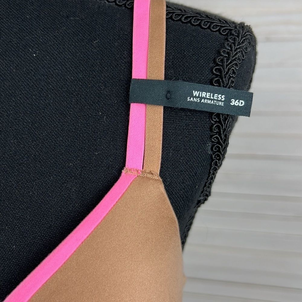 Aerie Sunnie Wireless Nude T-Shirt Bra 36D - Picture 2 of 7